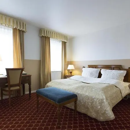 Milling Plaza Hotel 4*
