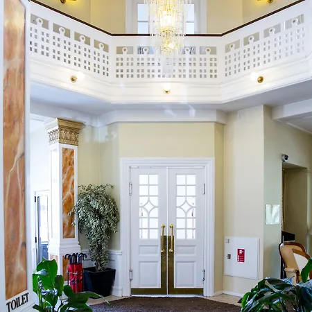 Milling Plaza Hotel